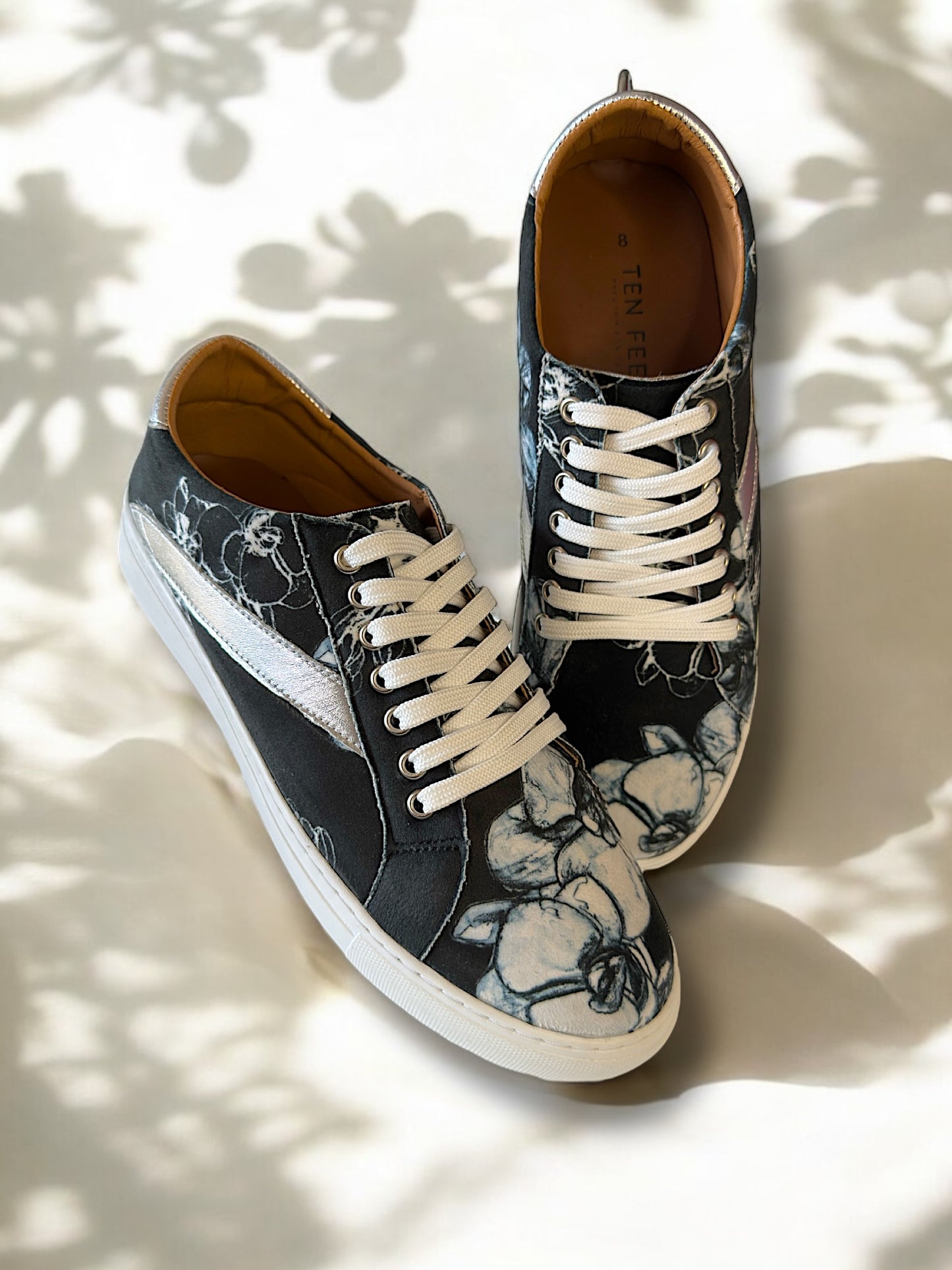 Elara Bloom Sneakers